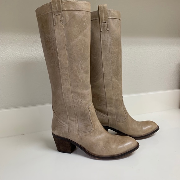 boots - Picture 2 of 2